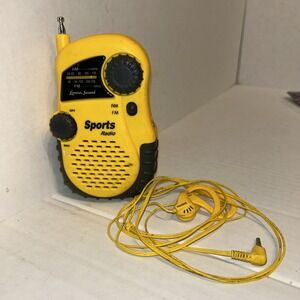 Lenoxx Sounds Yellow‎ Portable Sports Radio With Earbuds D1